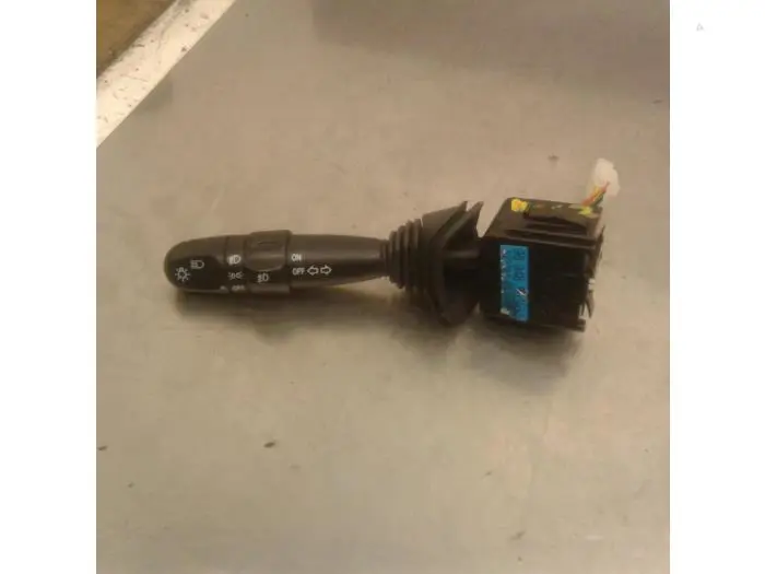 Interruptor de luz Chevrolet Spark