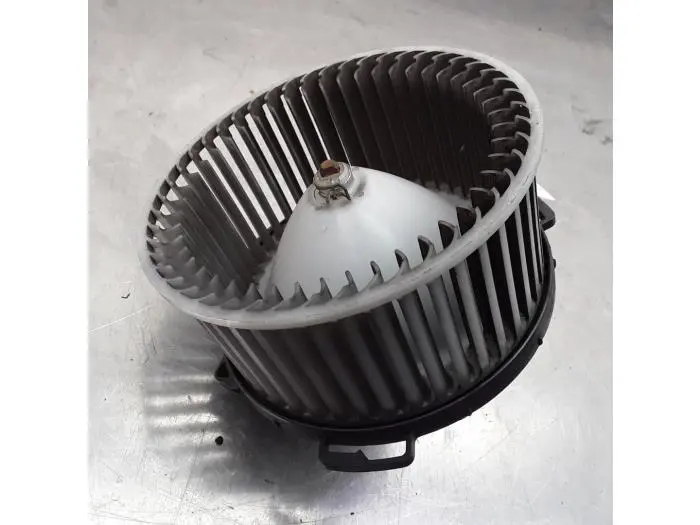 Motor de ventilador de calefactor Mazda 5.