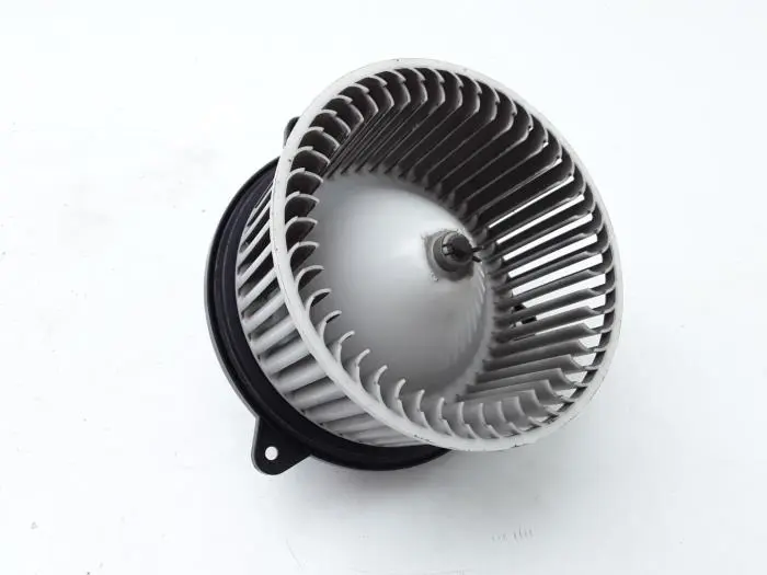 Motor de ventilador de calefactor Mazda 323
