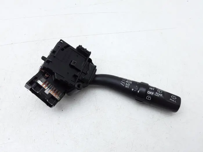 Interruptor de limpiaparabrisas Toyota Avensis
