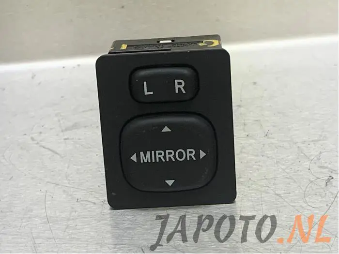 Interruptor de retrovisor Toyota Yaris
