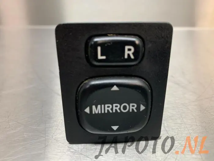 Interruptor de retrovisor Toyota MR II