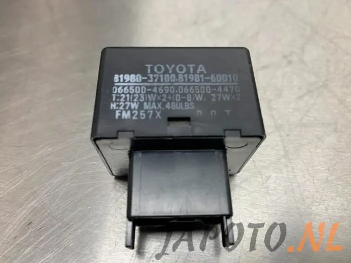 Relé de indicador de dirección Toyota MR II