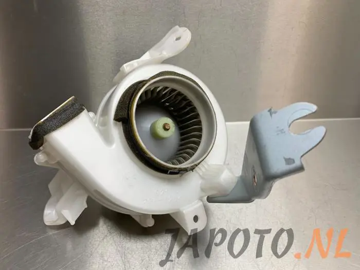 Motor de ventilador de calefactor Toyota Prius