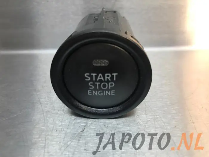 Interruptores Start/Stop Mazda 3.
