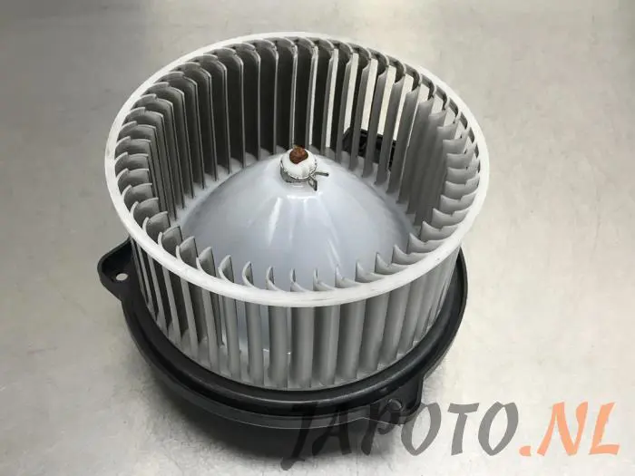 Motor de ventilador de calefactor Mazda CX-5