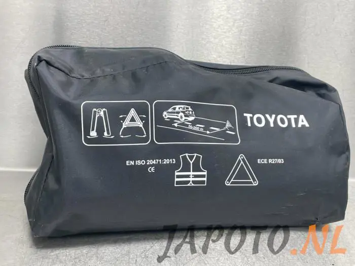Triángulo de seguridad Toyota Supra