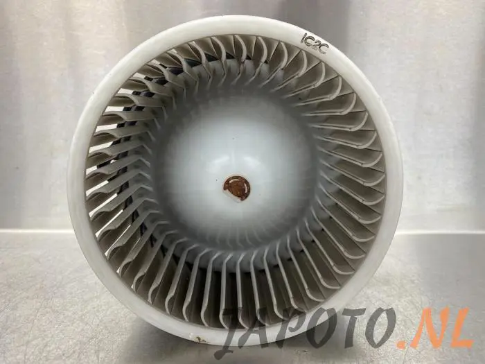 Motor de ventilador de calefactor Kia Carens