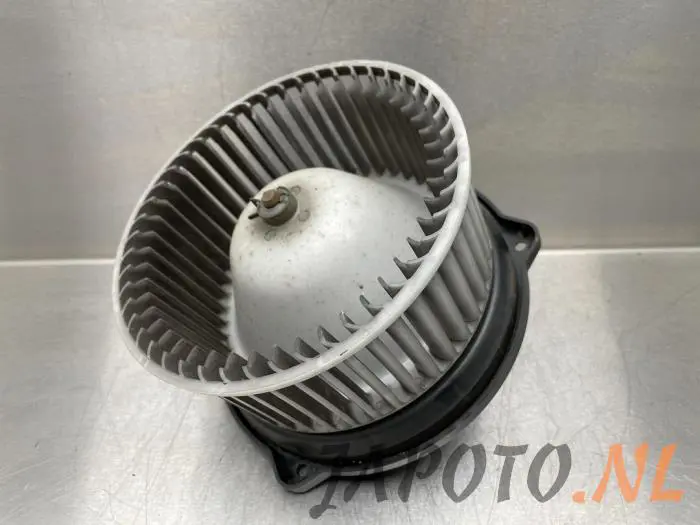Motor de ventilador de calefactor Toyota Corolla