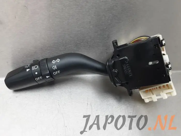 Interruptor de luz Mazda 6.
