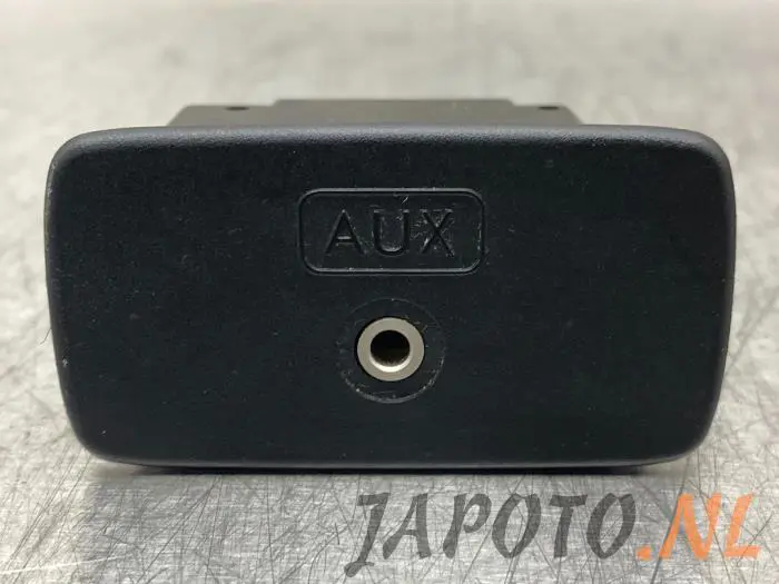 Conexión AUX-USB Subaru Forester