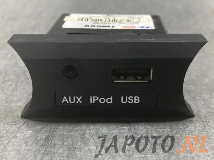 Conexión AUX-USB Kia Rio