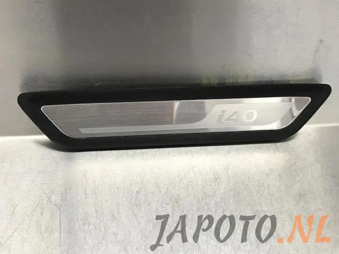 Placa del desgaste del travesaño de la puerta derecha Hyundai I40