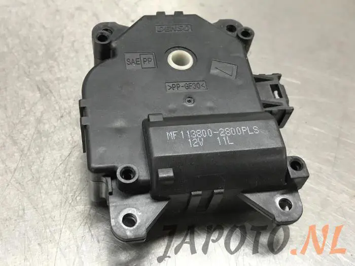 Motor de válvula de calefactor Toyota Avensis