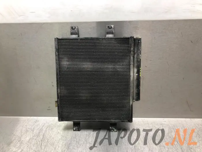 Radiador de aire acondicionado Daihatsu Sirion