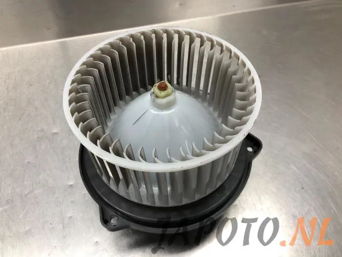 Motor de ventilador de calefactor Mazda 2.