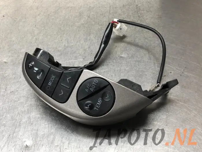 Interruptor de mando de volante Toyota Prius