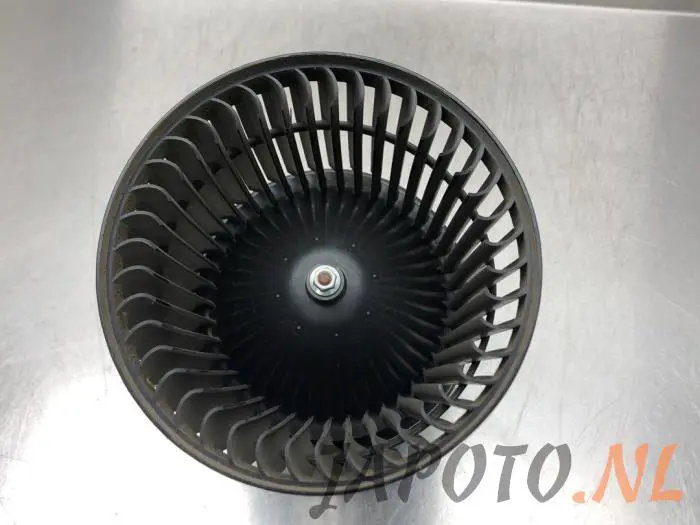 Motor de ventilador de calefactor Nissan Qashqai+2