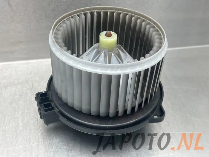Motor de ventilador de calefactor Daihatsu Materia