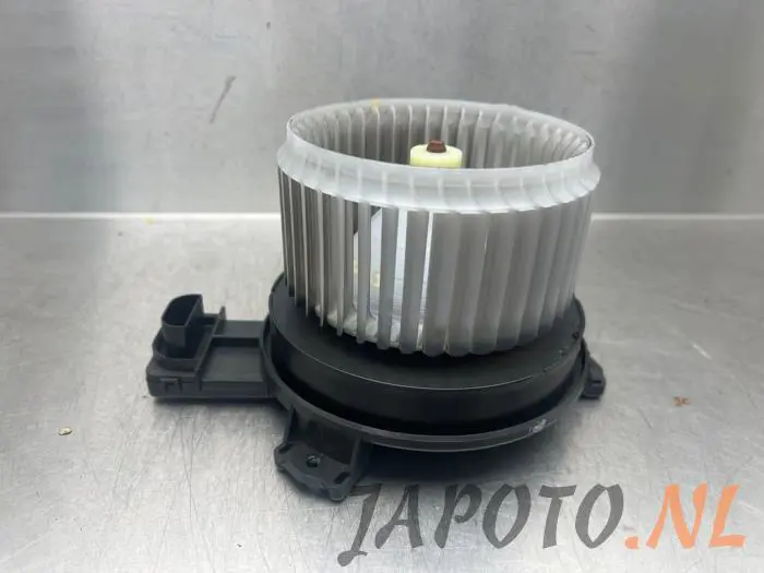 Motor de ventilador de calefactor Suzuki Baleno
