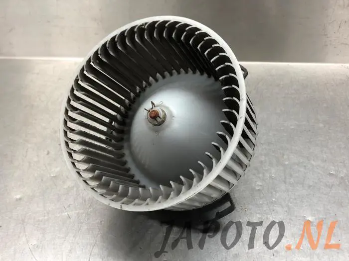 Motor de ventilador de calefactor Mazda 3.