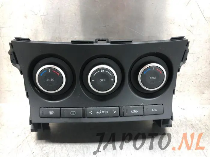 Panel de control de calefacción Mazda 3.