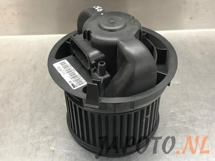 Motor de ventilador de calefactor Toyota Aygo