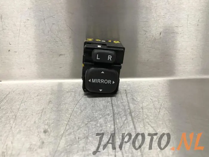 Interruptor de retrovisor Toyota Avensis Verso