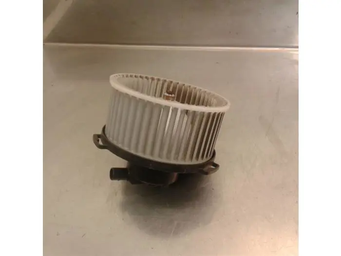 Motor de ventilador de calefactor Mazda 3.