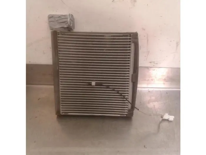 Evaporador de aire acondicionado Mazda 6.